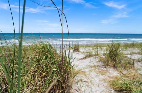 Vilano Beach House | Ocean Front Home Gorgeous Views Beach Gear BBQ