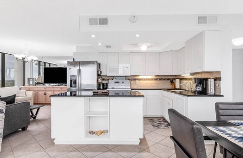 Flagler Beach Condo | Ocean View 6th Floor Nautilus Condo with Wrap-Around Balcony & Pool | Tennis | Flagler Beach