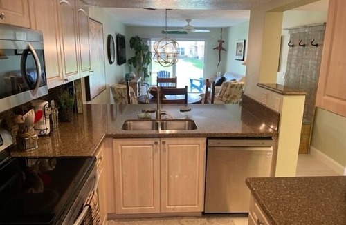 Point East Condo | Ocean View Ground Floor