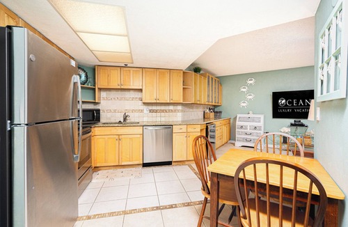 Schulte Park Condo | Ocean View-Heated Indoor/Outdoor Pool-Oceans Atrium #403