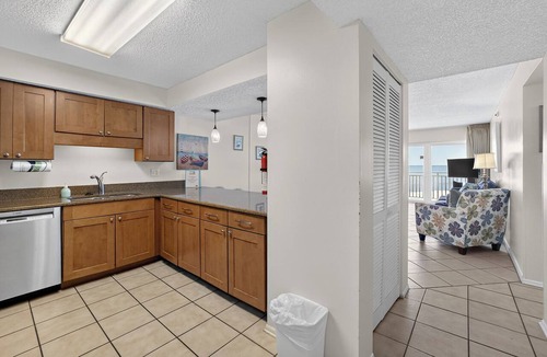 Satellite Beach Condo | Oceanfront 2BR Condo w/Private Balcony at Paradise Beach Club, Unit 341