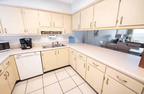 Satellite Beach Condo | Oceanfront 2BR Condo w/Balcony & Flexible Sleeping Setup, Unit 338