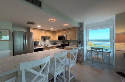 Stuart Condo | Oceanfront Condo with Panoramic Ocean Views on S. Hutchinson Island/Stuart