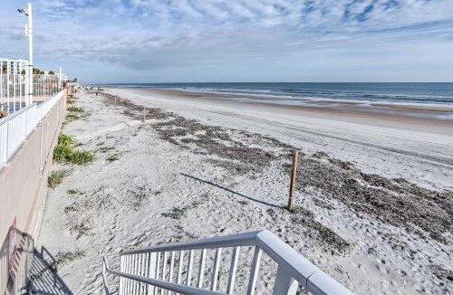 East Daytona House | Oceanfront Daytona Beach Club Studio w/Balcony!