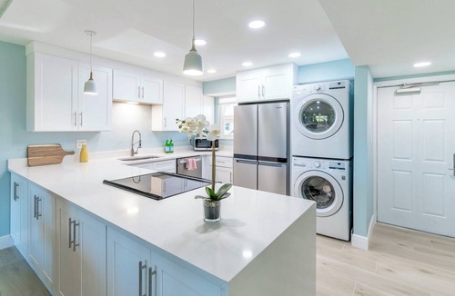 Satellite Beach Condo | Oceanfront Ground-Floor Getaway with Pool & Beach Access ☀️
