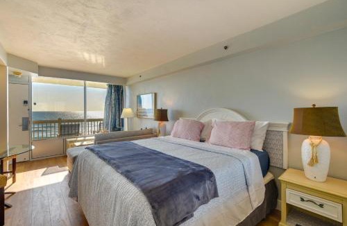 Ortona Park Apartment | Oceanfront Studio w/Resort Perks in Daytona Beach