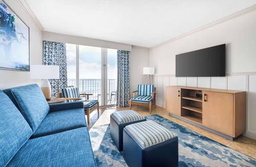 Ormond Parkway Hotel | Oceanfront Suite for Morning Surf, Sunset Strolls & Pool Relaxation