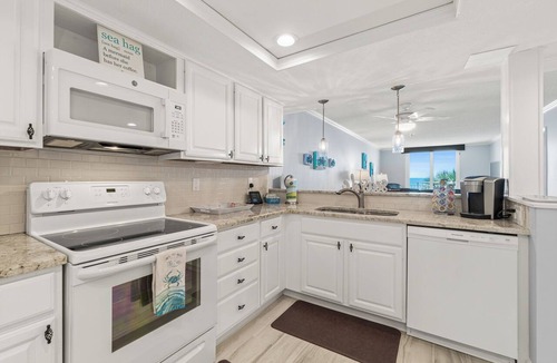 Indian Harbour Beach Condo | Oceanfront 2BR 2BA Condo 3rd Floor Balcony Sleeps 4
