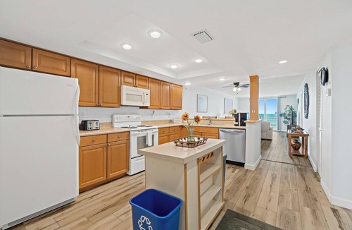 Indian Harbour Beach Condo | Oceanfront 2BR 2BA Condo Indian Harbour Beach Stunning Views, 506