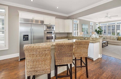Saint Simons Island Cottage | Oleander Cottage Ocean Views, Steps from the Beach
