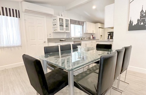 Southwest Anaheim House | Orange County home with backyard, sleep 10, minutes away from theme parks