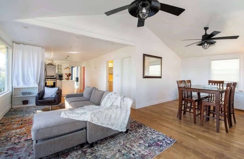 Richmond Beach Apartment | Orca Haven: 2BR w/Scenic Views, Richmond Beach