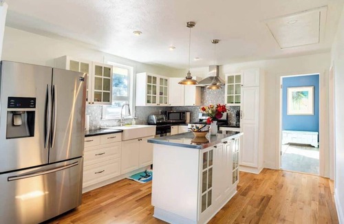 Richmond Beach Apartment | Orca Haven: 2BR w/Scenic Views, Richmond Beach