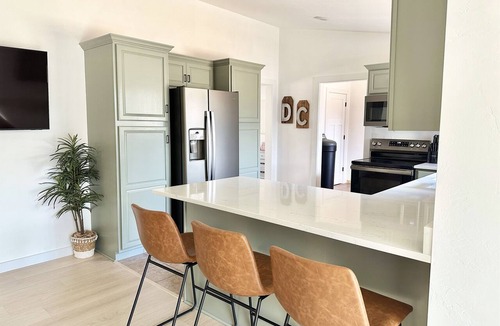 Fish Creek House | Orchard Ranch - Fish Creek | Sleeps 10 Trails Coffee Bar Snowshoes