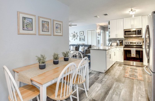 Ormond-by-the-Sea House | Ormond Beach Getaway, Walk to Coast & Restaurants!