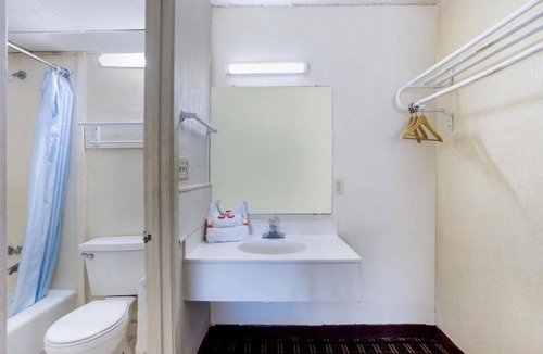 Brent Hotel | OYO Hotel Pensacola I-10 & Hwy 29