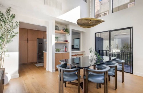 Venice House | Pacific Breeze - Modern Venice Beach Home