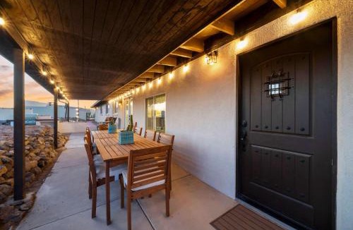 Tucson House | Panoramic Mountain Views Heated Pool 2 Kitchens Villa