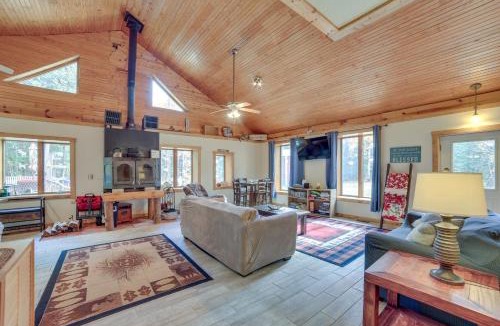 Paradise House | Paradise Cottage: Trail Access Nearby