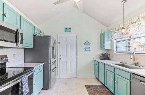 Vilano Beach House | Paradise Spaces Resort