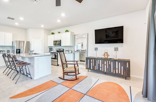 Wesley Chapel South House | Patio & Nature Views! Wesley Chapel End Unit