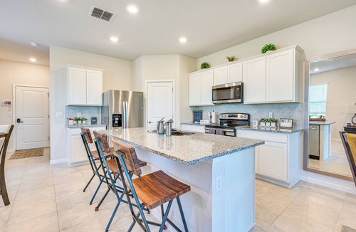 Wesley Chapel South House | Patio & Nature Views! Wesley Chapel End Unit