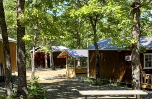 Board Camp Cabin | Peaceful Cabin Surrounded by Natural Beauty in Mena, Arkansas
