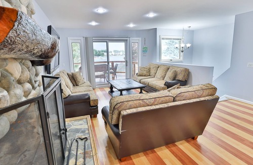 Waterford House | PEACEFUL CASS LAKE 3BR Vacation Home
