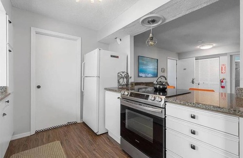 Flagler Beach Condo | Pelican Suite | Bombora Suites | Steps To Flagler Beach & Restaurants