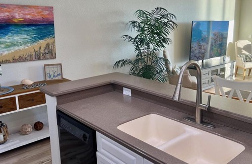 Ono Island Apartment | Perdido Sun Resort 902 by PKRM