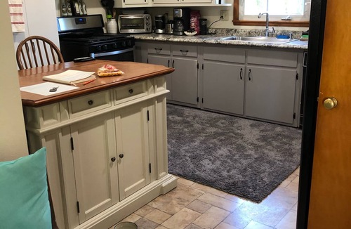 Green Bay House | Perfect location! Blocks from Lambeau Field.