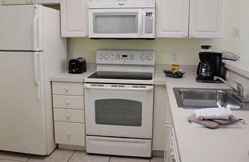 Bostroms Resort | Perfect Vacation! 2 Spacious Units, Near Boardwalk Amusement Area and Pier
