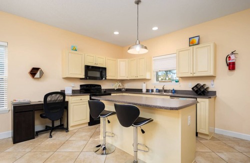 Downtown Historic District House | Perfect wedding/beach/golf retreat