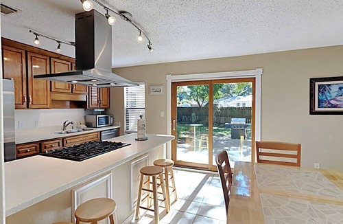 Pensacola House | Pet Friendly Beach House, Close to Beach with Fenced Yard