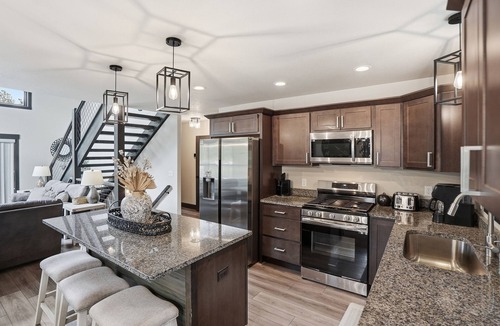 Lead House | Pet friendly Embers Ultimate duplex, hot tub, wifi, paved roads, pool access