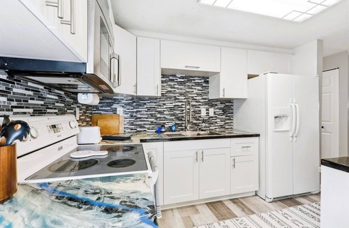 Indianapolis House | Pet Friendly+GameRoom + BackYard+ Near Downtown