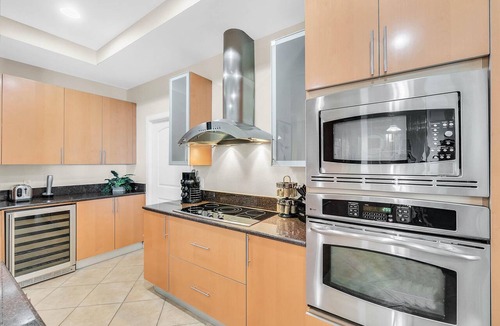 Daytona Beach Condo | "Pet Friendly "Luxury Oceanfront 3 BR Condo-Ocean Vistas 208-huge balcony