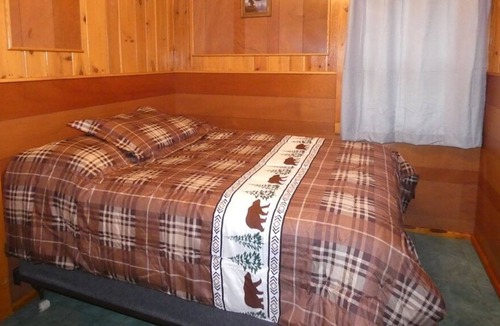 Arbor Vitae Cabin | Pet- Friendly Northwoods Cabin At Old Stoney's Resort On Big Arbor Vitae Lake!