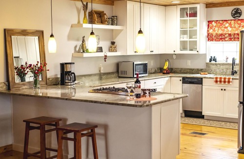 Ocala House | Pet Friendly Vacation Rental at Mini Moo Ranch - only 6 miles to WEC Ocala, Fl