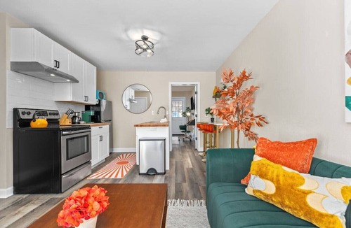 Green Bay Apartment | Pets Welcome|Monthly Deal!