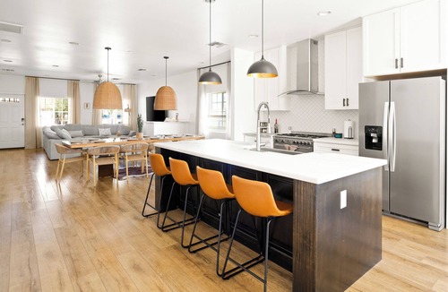 Coronado House | PHX Getaway! Spacious! Amazing Amenities!