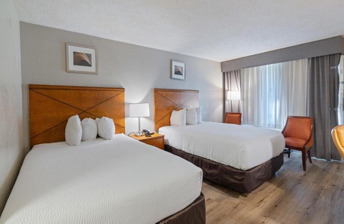 Houma Hotel | Plantation Inn