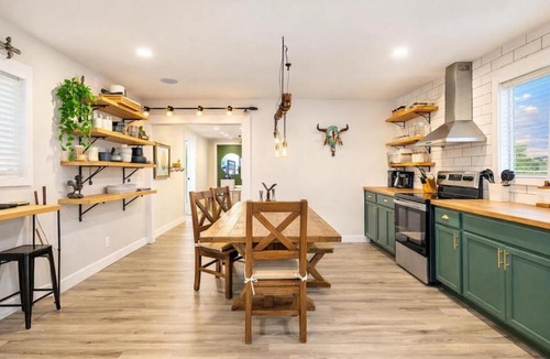 Valle House | Playground Game Console 25 mins away to Grand Canyon