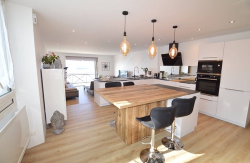 Granville Apartment | Pleasant, comfortable apartment with sea view