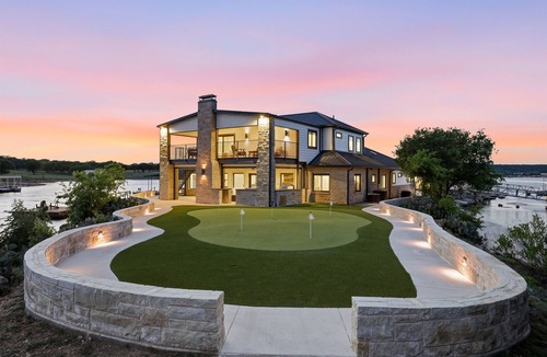 Graham House | Point Break at PK Lake- Pickleball, Putting Green and Swim Dock