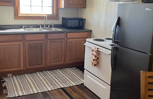 Dawson Cabin | Pondfront Tiny House - Private Escape to the Peaceful Countryside