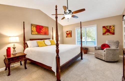 Hot Springs Village House | Pool House on Ponce De Leon