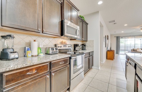 Four Corners Cottage | Pool & Lazy River: Windsor House 9 Mi to Disney!