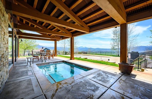 Eden House | Powder Mtn Wolf Den TR11|Mtn Biking |Dog Friendly