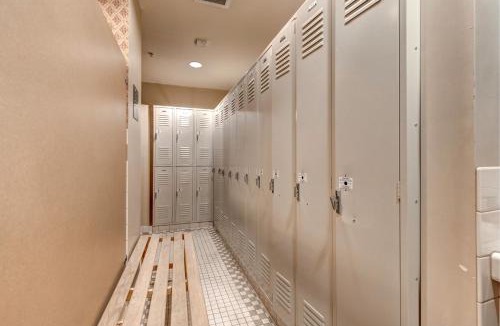 Salt Lake Mountain Resorts Apartment | Powderhorn Lodge 210: Blazing Star Suite
